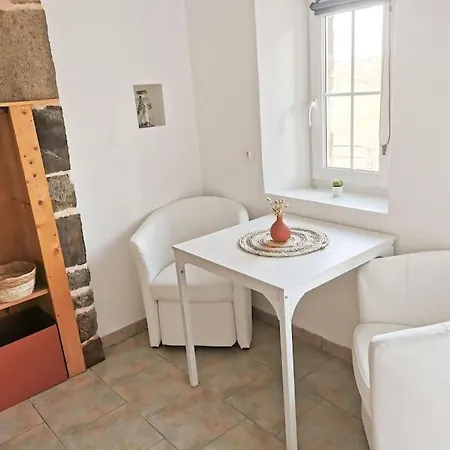 Le Rouge Gorge 2 Personnes * Souleuvre-en-Bocage