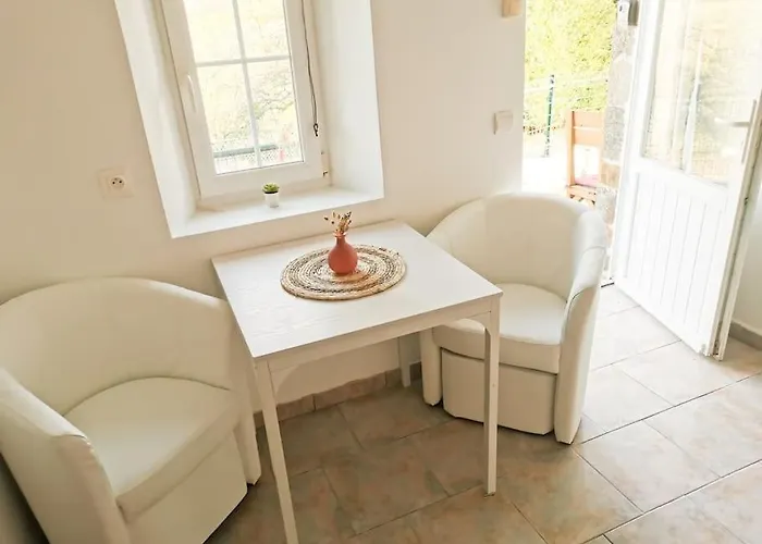 Ferienhaus Le Rouge Gorge 2 Personnes *